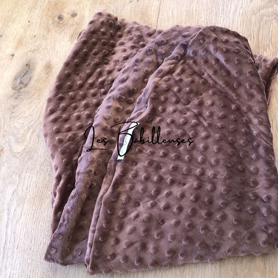 Coussin d'allaitement Douceur rechargeable avec housse Minky - CHOCO A POIS