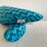 Coussin d'allaitement Douceur rechargeable avec housse Minky - PAON WAVE