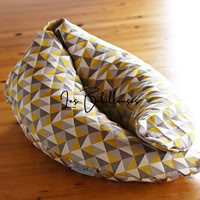 Coussin d'allaitement rechargeable avec housse Jacquard - DORA