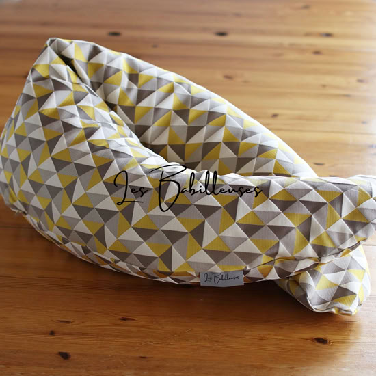 Coussin d'allaitement rechargeable avec housse Jacquard - DORA