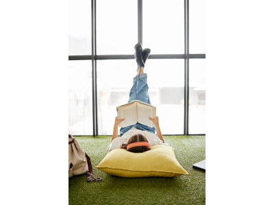 Un coussin d’allaitement peut-il servir de coussin de lecture ? 